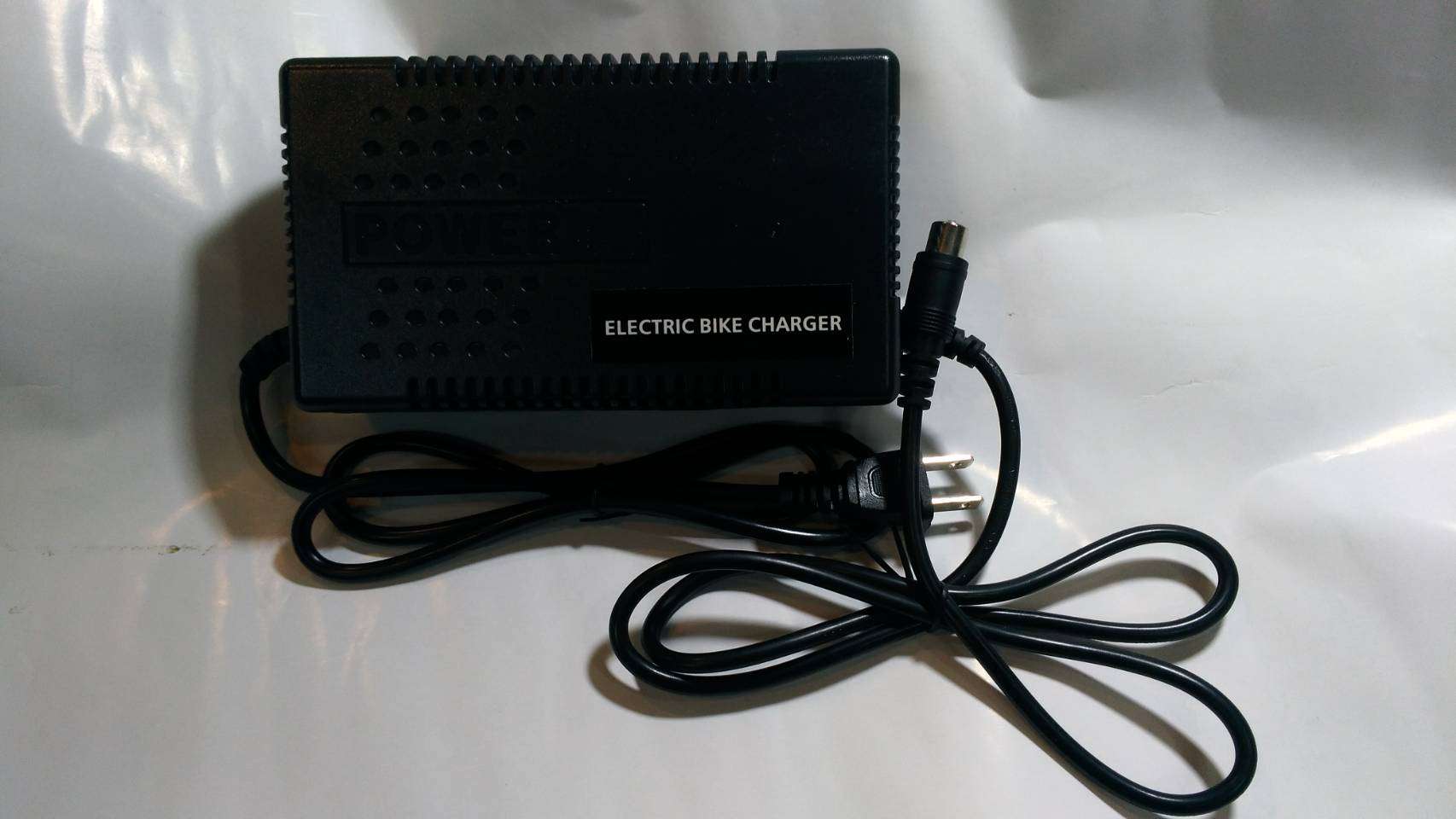 電動車- 36V- 2A視頻頭充電器