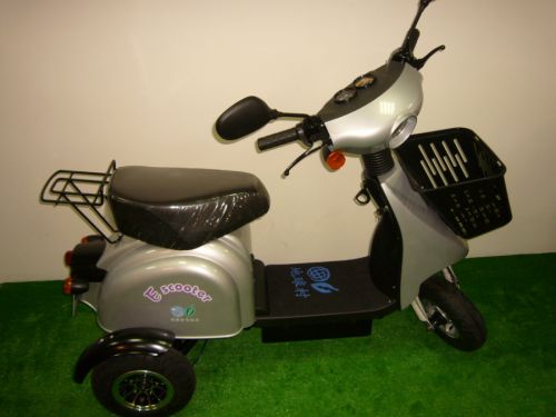 小馬哥電動三輪車GV-301