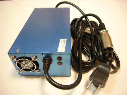 電動車24V- 4A充電器