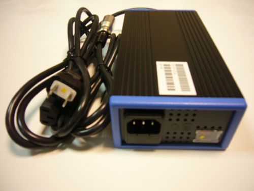 電動車24V- 5A充電器