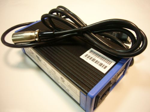 電動車24V- 5A充電器