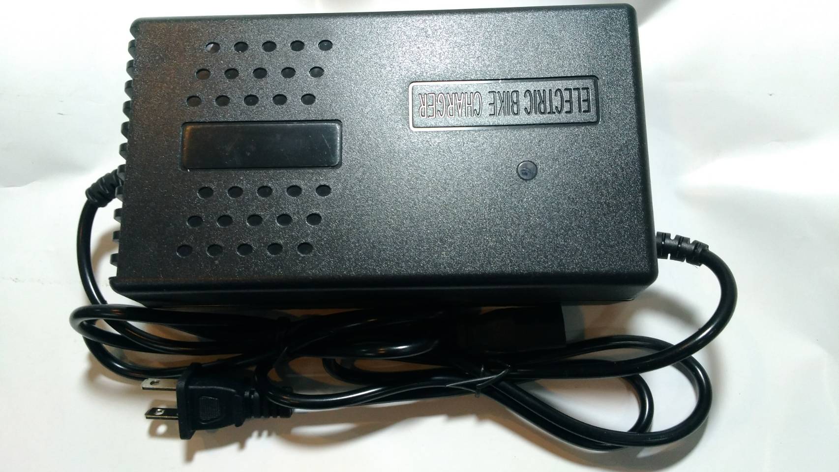 電動車 72V-3A品字頭鉛酸充電器